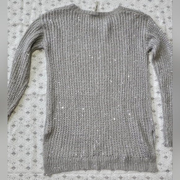 Bethany Mota Metallic Woven Glitter Sequin Deer Sweater 🦌 - Picture 6 of 6